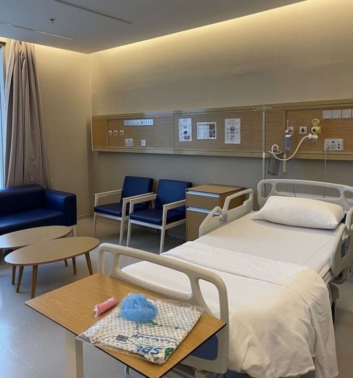 Clinics & Nursing Homes